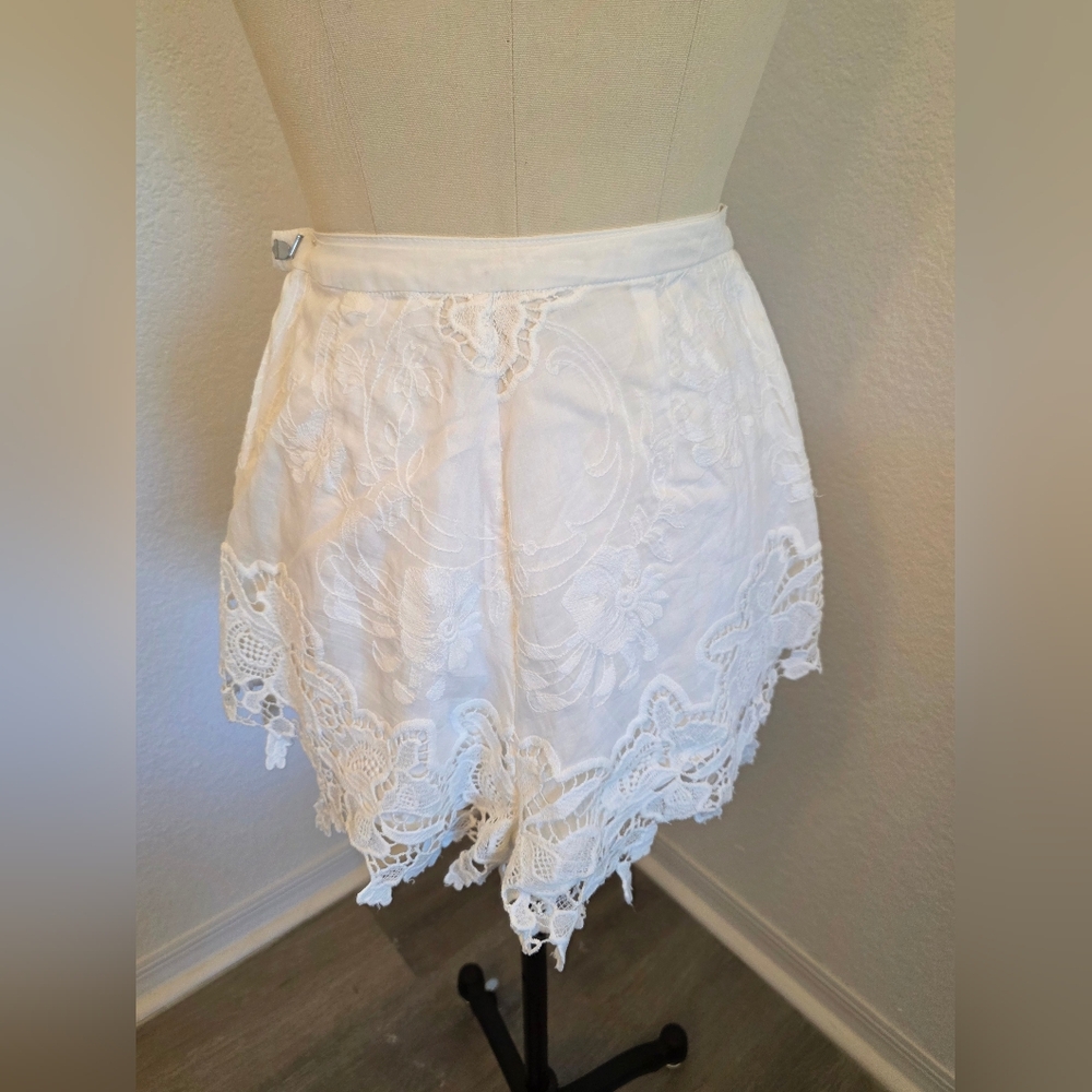 The Jet Set Diaries Island Time Shorts - Picture 3 of 9